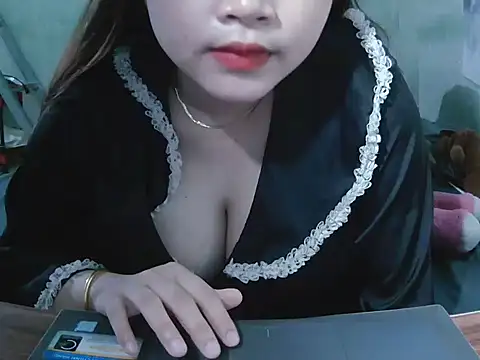 Snapshot of Lily3322 chatting on September 13, 2025, 3:23 pm Lily3322 online show from September 13, 2025, 3:23 pm