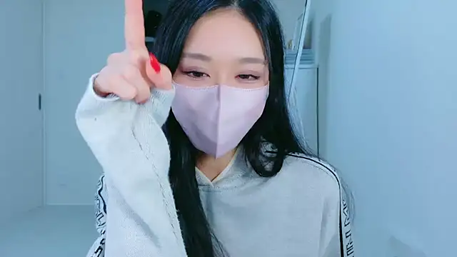 ramuchan desu online show from October 7, 2025, 12:35 pm