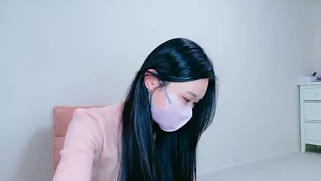 ramuchan desu online show from November 6, 2025, 2:23 am