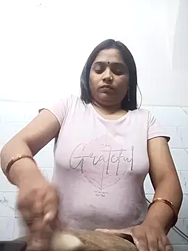 Trisha 71 online show from November 6, 2025, 2:40 pm