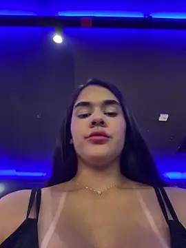 BellaLeclair online show from February 22, 2026, 8:07 pm