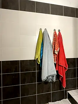 annacarlabgcam13 online show from December 13, 2025, 11:21 pm