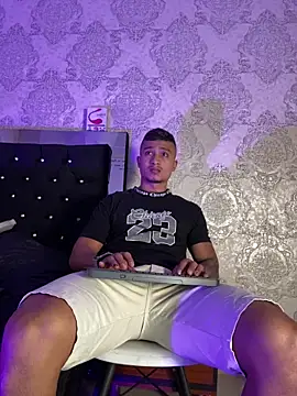 ThiagoBlaze online show from March 26, 2026, 10:43 am