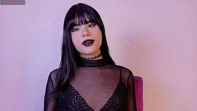 NATASHAA WINZ online show from February 16, 2026, 8:05 pm