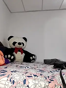 shanell saenz online show from November 18, 2025, 12:05 am