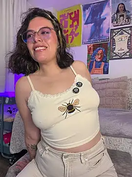 Katheerine online show from May 4, 2026, 2:07 am