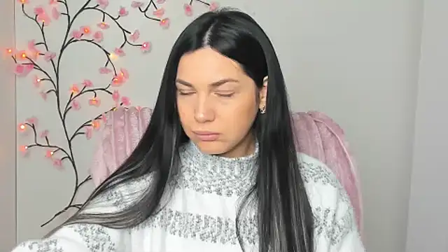 Lune Moon online show from January 6, 2026, 6:39 am