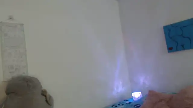 Victoria new online show from October 4, 2025, 8:51 pm