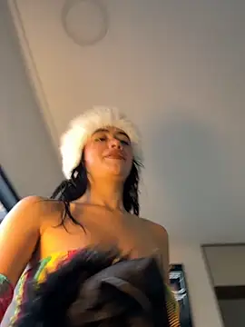 mandy222  online show from September 21, 2025, 11:45 am