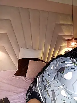 KITY HILL online show from April 9, 2026, 2:55 am