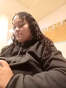 KITY HILL online show from April 14, 2026, 1:00 am