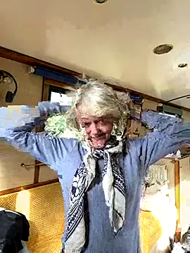 ladyboatlady online show from September 11, 2025, 9:53 am