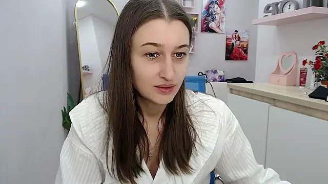 muriel elvin online show from November 25, 2025, 9:09 am