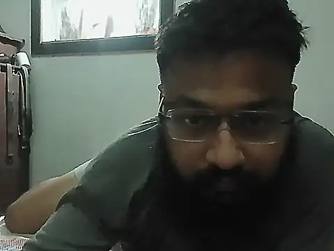 Dollseye online show from November 28, 2025, 4:20 pm