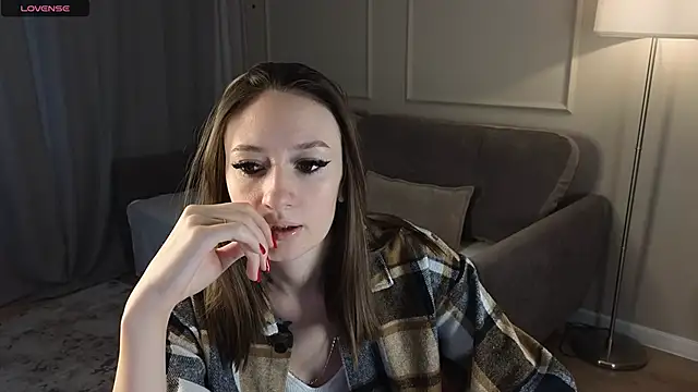 Snapshot of cutienaughtygirl chatting on November 19, 2025, 8:25 am cutienaughtygirl online show from November 19, 2025, 8:25 am