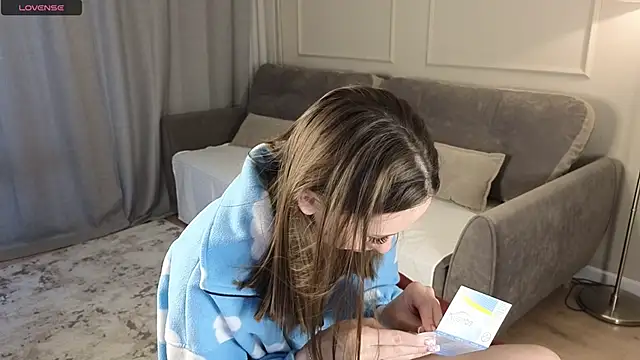 Snapshot of cutienaughtygirl chatting on November 28, 2025, 8:17 am cutienaughtygirl online show from November 28, 2025, 8:17 am