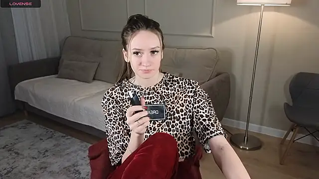 Snapshot of cutienaughtygirl chatting on February 2, 2026, 5:39 am cutienaughtygirl online show from February 2, 2026, 5:39 am