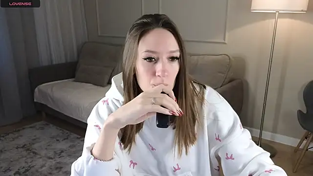 Snapshot of cutienaughtygirl chatting on February 8, 2026, 8:40 am cutienaughtygirl online show from February 8, 2026, 8:40 am