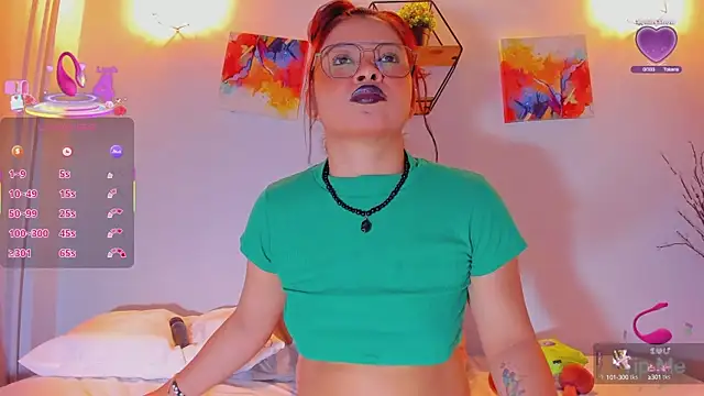 Karlaliones69 online show from September 26, 2025, 11:58 am