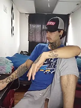 Tattoboy19cm online show from June 6, 2026, 7:29 pm