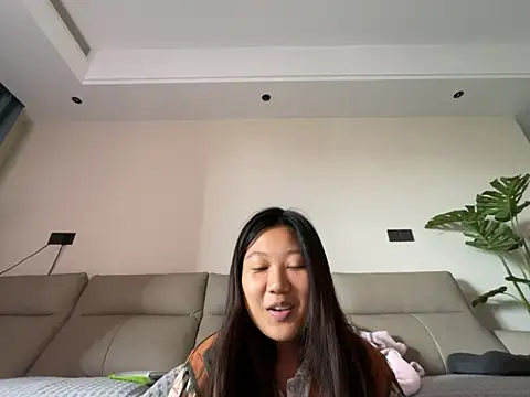 xena0501 online show from October 14, 2025, 7:09 am