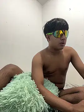 Snapshot of methme chatting on March 24, 2026, 3:50 pm methme online show from March 24, 2026, 3:50 pm