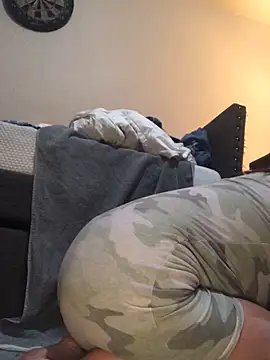 silverbay-456 online show from October 22, 2025, 2:12 am