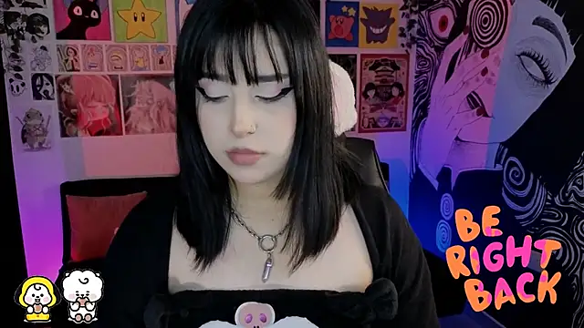 Yuhwan  online show from February 13, 2026, 1:01 am