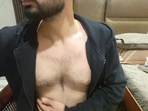 Snapshot of mlove902 chatting on February 15, 2026, 6:04 pm mlove902 online show from February 15, 2026, 6:04 pm