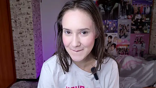 LucyRose3 online show from December 19, 2025, 3:41 pm