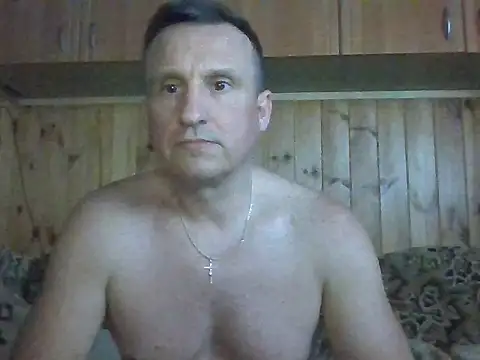 Maksymilian1 online show from May 12, 2026, 6:05 pm