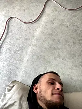 Snapshot of PUER4IK chatting on September 19, 2025, 12:28 pm PUER4IK online show from September 19, 2025, 12:28 pm