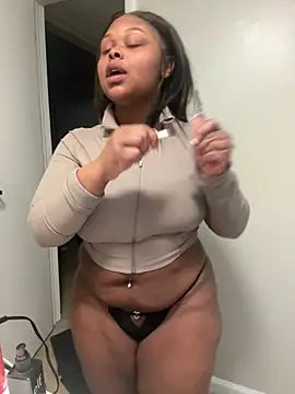 Snapshot of Juicystorm chatting on December 15, 2025, 12:59 am Juicystorm online show from December 15, 2025, 12:59 am