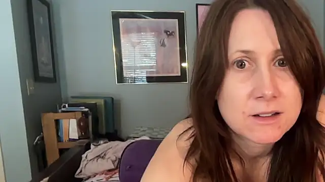 Snapshot of MommyGoddessL chatting on October 6, 2025, 2:58 pm MommyGoddessL online show from October 6, 2025, 2:58 pm