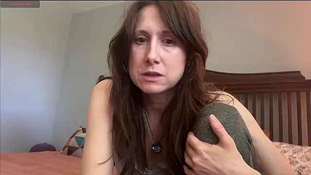 Snapshot of MommyGoddessL chatting on June 15, 2026, 6:21 pm MommyGoddessL online show from June 15, 2026, 6:21 pm