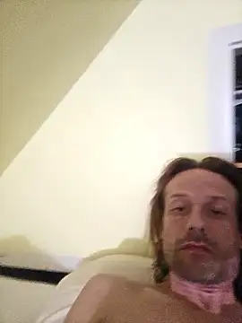 Snapshot of Danny19867 chatting on October 2, 2025, 3:13 am Danny19867 online show from October 2, 2025, 3:13 am