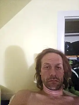 Snapshot of Danny19867 chatting on October 12, 2025, 4:00 am Danny19867 online show from October 12, 2025, 4:00 am