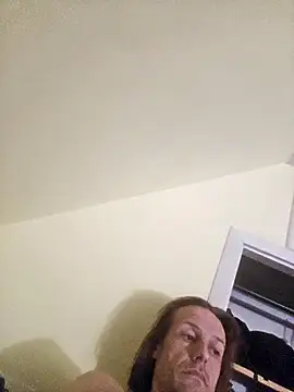 Snapshot of Danny19867 chatting on October 13, 2025, 8:42 pm Danny19867 online show from October 13, 2025, 8:42 pm