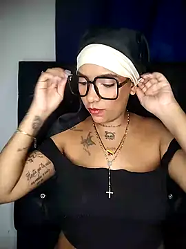 Vale Nikol21 online show from January 19, 2026, 1:09 am