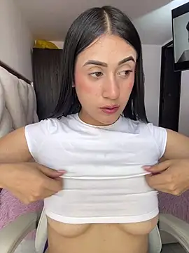 isabela l online show from May 15, 2026, 6:48 pm