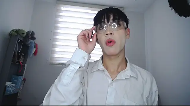 lucky stricke online show from October 8, 2025, 8:17 pm