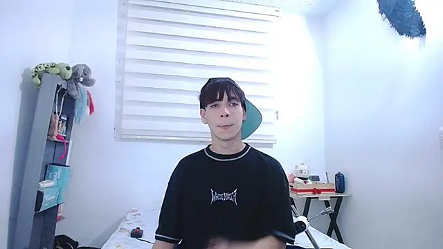 lucky stricke online show from October 13, 2025, 3:50 am