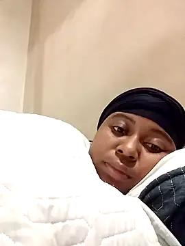 AcetousAbb online show from October 3, 2025, 6:27 pm