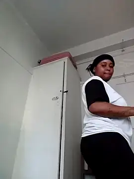 AcetousAbb online show from November 8, 2025, 3:12 pm