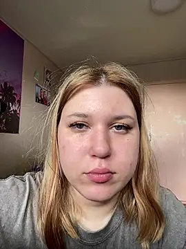 Kemeli008 online show from September 18, 2025, 9:11 am