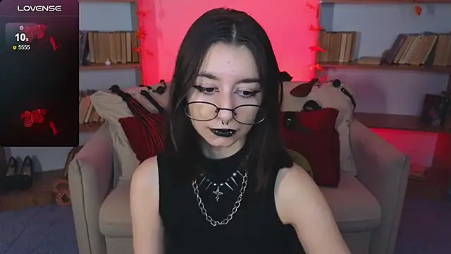 Mistress  Marcelline online show from September 19, 2025, 10:05 am