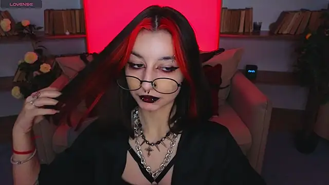 Mistress  Marcelline online show from November 14, 2025, 10:47 am