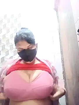 varnika online show from February 4, 2026, 2:01 pm