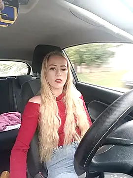 DeeA Blondy online show from October 3, 2025, 12:24 pm