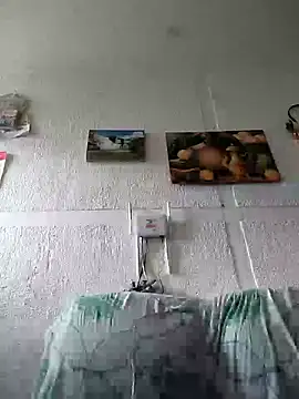 Valenn fernandez online show from May 26, 2026, 3:08 pm